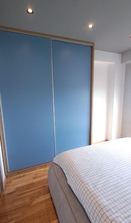 פודגוריצה Stylish One Bedroom Apartment מראה חיצוני תמונה